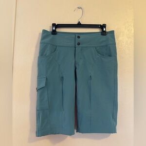 Shredly women’s MTB Curvy Shorts sz 2